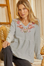 Load image into Gallery viewer, Babydoll knit top with embroidery
