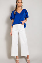 Load image into Gallery viewer, V-neck blouse top featuring short puff sleeves
