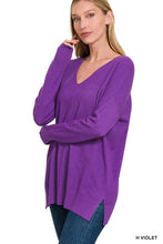 Load image into Gallery viewer, FRONT SEAM SWEATER
