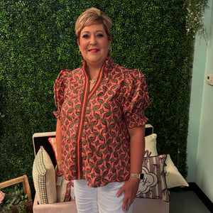 Short Puff sleeve Top with abstract pattern
