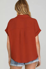 Load image into Gallery viewer, DROP SHOULDER COLLARED WOVEN TOP
