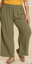 Load image into Gallery viewer, The Dianna Wide Leg Pant with Elastic Waist, Pockets, and Frayed Hem
