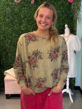 Load image into Gallery viewer, SIGNATURE PRINT WASHED TERRY PULLOVER
