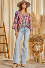 Load image into Gallery viewer, Tammy‘s favorite Savannah Jane top
