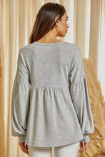Load image into Gallery viewer, Lightweight long sleeve Savanna Jane
