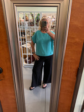 Load image into Gallery viewer, RAISED RIB CAP SLEEVE TOP
