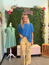 Load image into Gallery viewer, FLORAL PRINTED SOFT STRETCH TWILL PANTS
