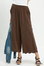 Load image into Gallery viewer, Linen Blend Scallop Hem Wide Leg Pants
