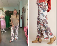 Load image into Gallery viewer, Justine jeans
