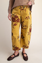 Load image into Gallery viewer, SIGNATURE PRINT WASHED CORDUROY BARREL PANTS
