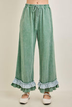Load image into Gallery viewer, Mineral washed pants with ruffles
