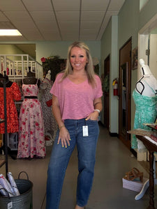 V-neck drop shoulder slub hacci crop top