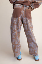 Load image into Gallery viewer, BANDANA PRINT WASHED TERRY BARREL PANTS
