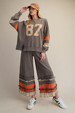 Load image into Gallery viewer, 87 GRAPHIC PATCH WASHED TERRY PULLOVER

