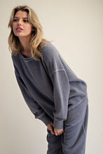 Load image into Gallery viewer, WASHED LOOSE FIT PULLOVER
