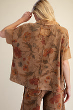 Load image into Gallery viewer, Beautiful Mocha PRINT WASHED WAFFLE KNIT TOP
