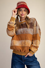 Load image into Gallery viewer, BANDANA PRINT WASHED TERRY PULLOVER

