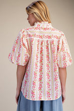 Load image into Gallery viewer, FLORAL PRINTED SWISS DOTS TOP
