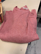 Load image into Gallery viewer, 3x Softest shirt ever
