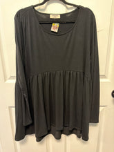 Load image into Gallery viewer, Comfy Best selling top
