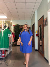 Load image into Gallery viewer, D&amp;T Shirt Dress
